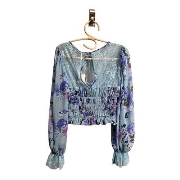 Free People Daphne Smocked Lace Neck Boho Cottagecore Blue Floral Top Coachella - Picture 5 of 10